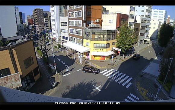昼間の映像
